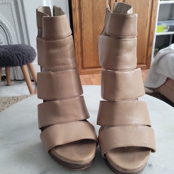 Michael kors scrappy booty - Picture 2 of 3